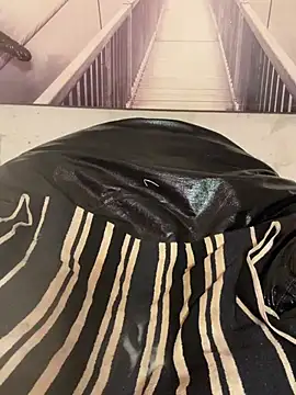 Webcam Model (SEXaddictCANDY10)  is live.Free join now!