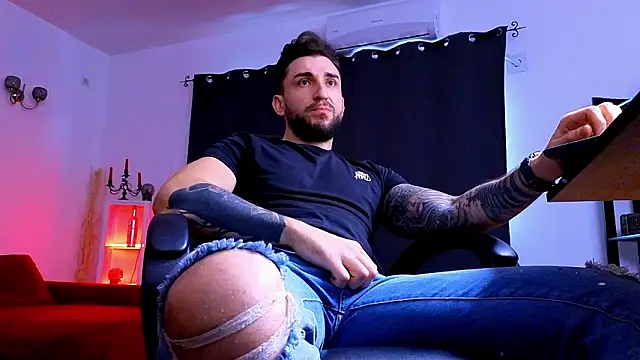 mightyaaron66 (M young) - 𖤐🔥 parTy Time ,House parTy  !  💨𖤐