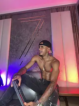 AaronCruz_ webcam