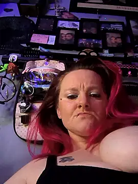 DisireAfterDark webcam