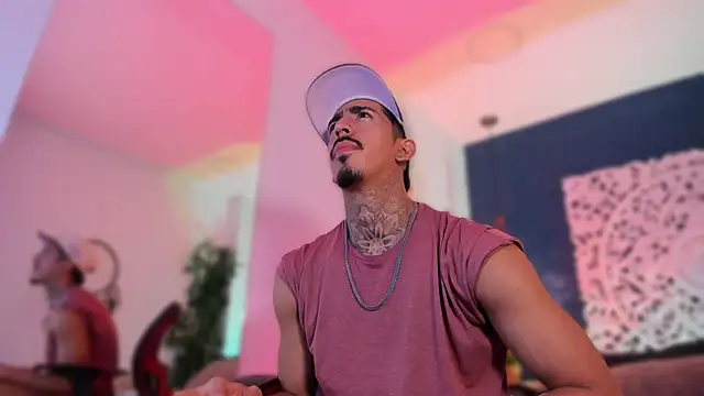 Donovan_Desmond webcam