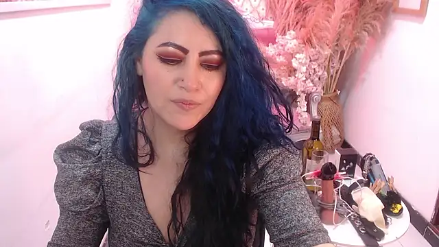 scarleth_blue webcam