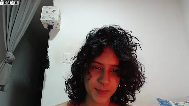 alinawoolf_ (F young) - show underware<3<3<3