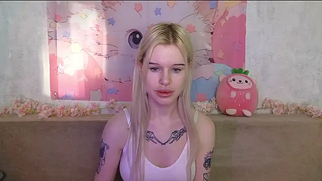 HoneyGold_ webcam