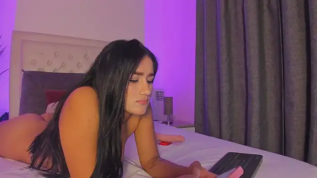 Seliinna-Kyle webcam