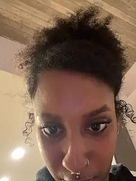 Your_Paris from StripChat is Freechat