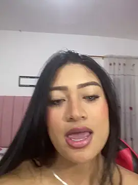 GabrielaZuluaga webcam