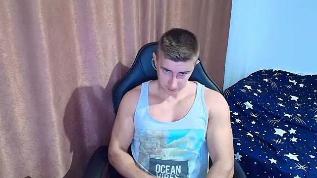 TodMusclePower9 webcam