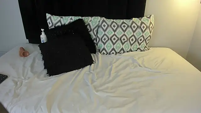 amaranoir- - Amaranoir-'s free webcam