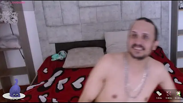 Candy_and_Jh0n webcam