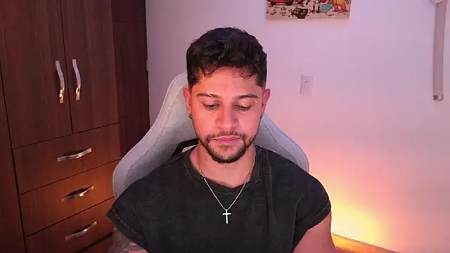 domsantiago_ - Domsantiago_'s free webcam - UK Sex Cams