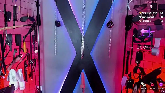 MissScarlet_Ela_bdsm webcam