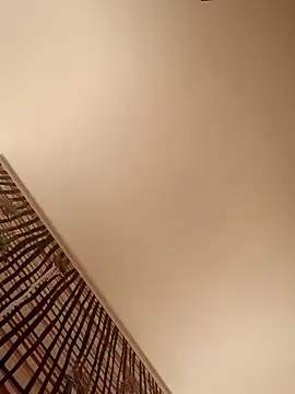 Live solo webcam of Lilahstello50