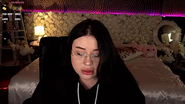 SerahMirabeli webcam