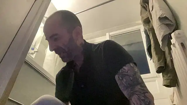 slave44nantes webcam