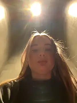 VineraSweet from StripChat is Freechat