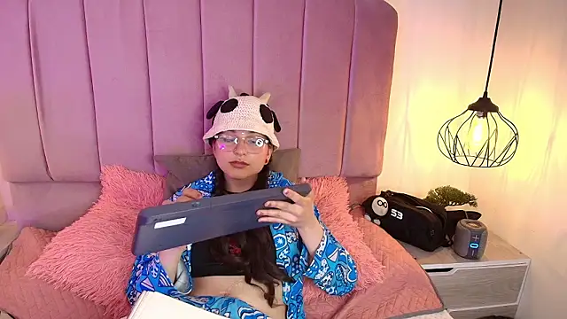 hanabie_ - Hanabie_'s free webcam