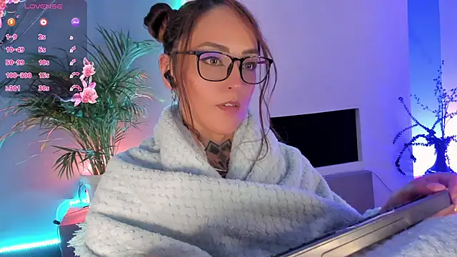 Megan_inked webcam