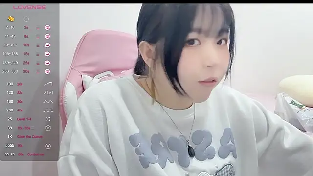 美女piffydream在线直播