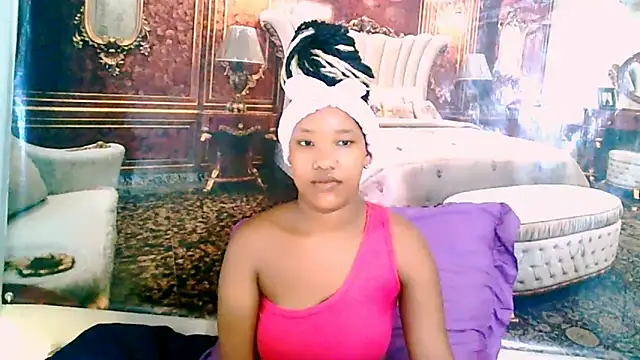 EroticSexyPrada webcam