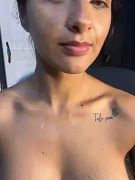 chicachocolate01 webcam