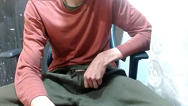 calientes96 - Calientes96's free webcam - UK Sex Cams