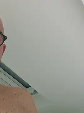 oldmenhot66 - Oldmenhot66's free webcam - UK Sex Cams
