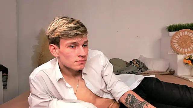 volan_starts - Volan_Starts's free webcam