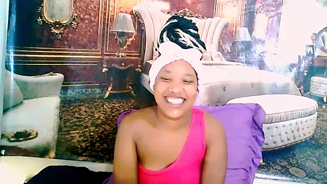 EroticSexyPrada webcam