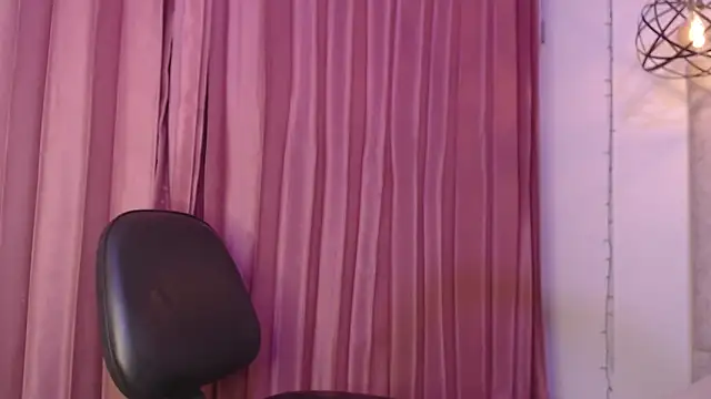 antonella_rosecs webcam