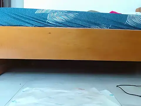 boiboi2x - Boiboi2x's free webcam