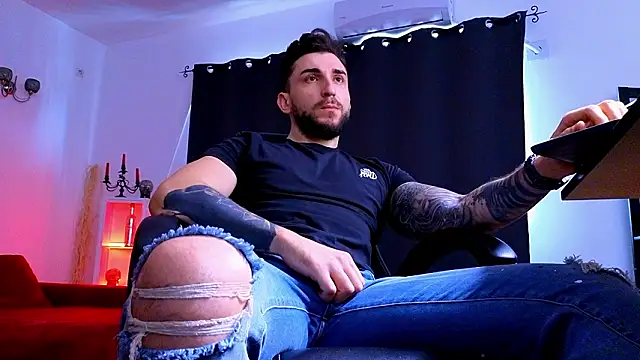 mightyaaron66 (M young) - 𖤐🔥 parTy Time ,House parTy  !  💨𖤐