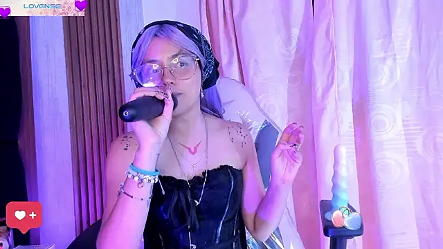 yukkykuran_ - YukkyKuran_'s free webcam