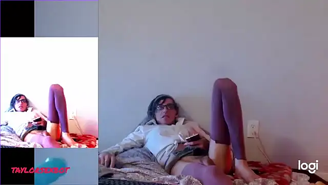 Taylorsexbot webcam