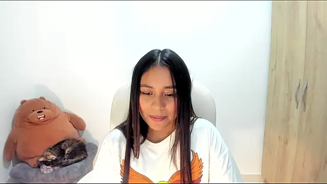 ciara8 - Ciara8's free webcam