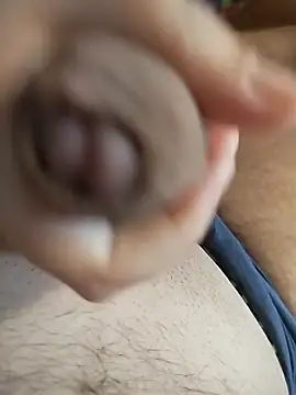 MadaamJizz_DickLewd webcam