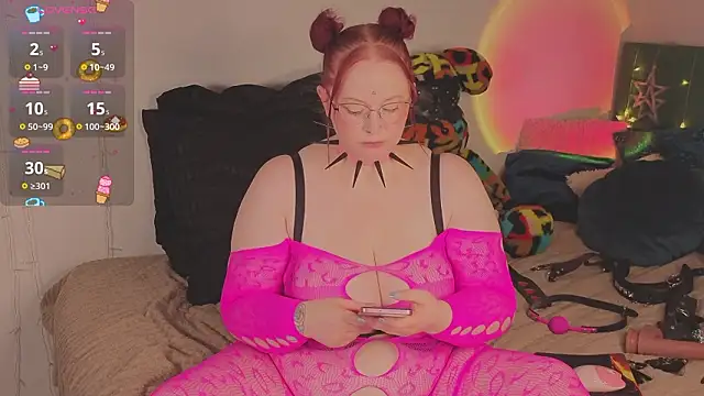 MilanaSkyingg webcam