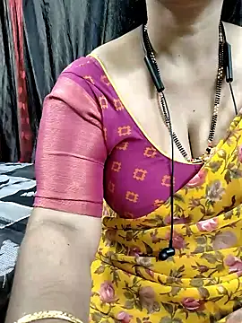 Webcam Model (bhuvana_555)  is live.Free join now!