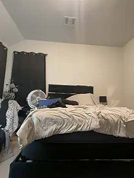 Exotic_Queen_ from StripChat is Freechat