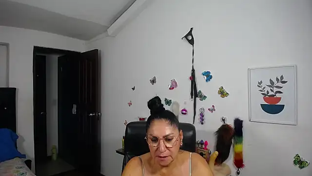 mature_bigboobs10 webcam