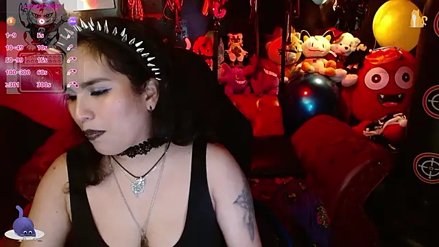 kureiji_hentaii (F young) - naked and squirt