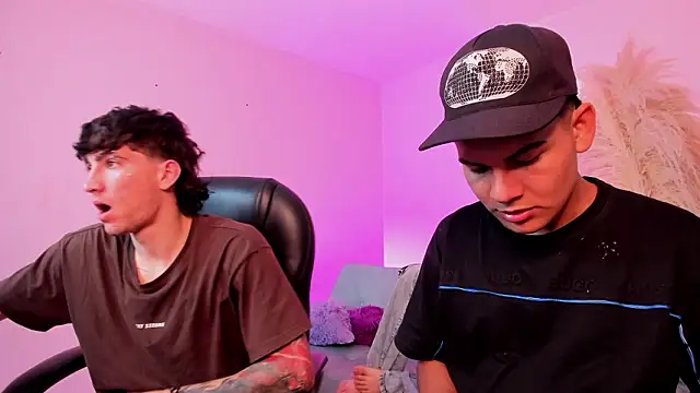 Handsomeboyss19 webcam