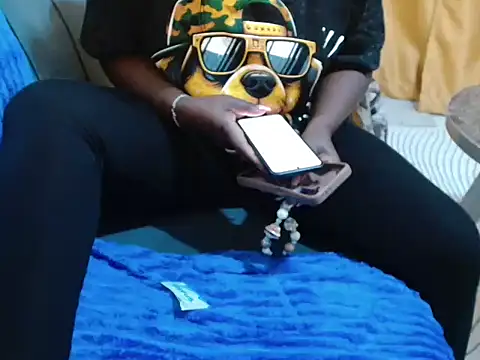 leslysexygirl webcam