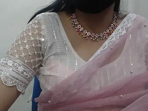 Lovely_Siri_23 webcam