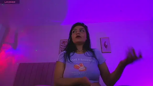 mei_kora - Mei_kora's free webcam