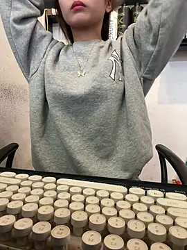 navy_vina - Navy_Vina's free webcam