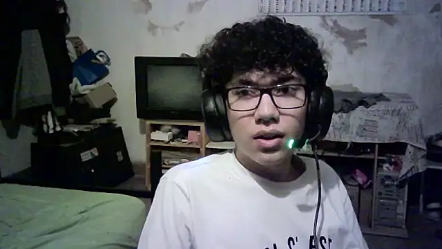 emv2 - Emv2's free webcam