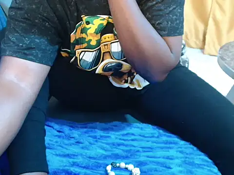 leslysexygirl webcam