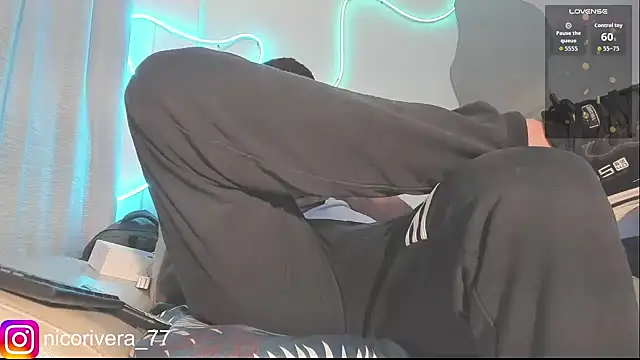 nico_rivera webcam