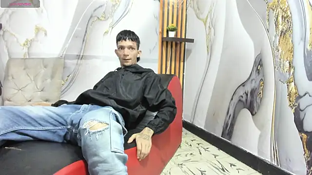 Straight_Guy22 webcam